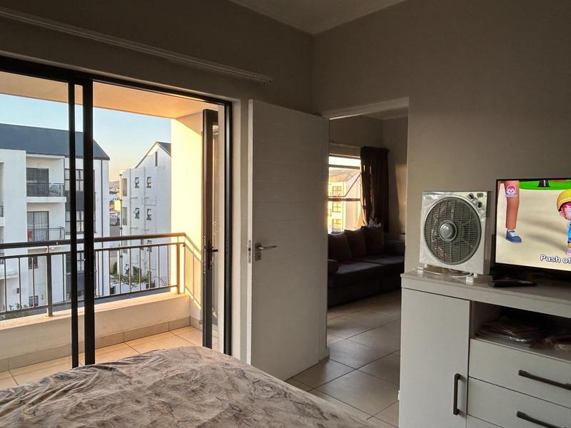 To Let 1 Bedroom Property for Rent in Sandown Western Cape